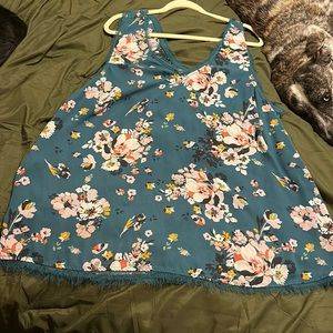 Torrid 2 floral tank